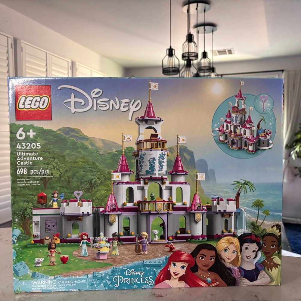 Lego 43205 Disney Ultimate Adventure Castle - New / Sealed / Retired